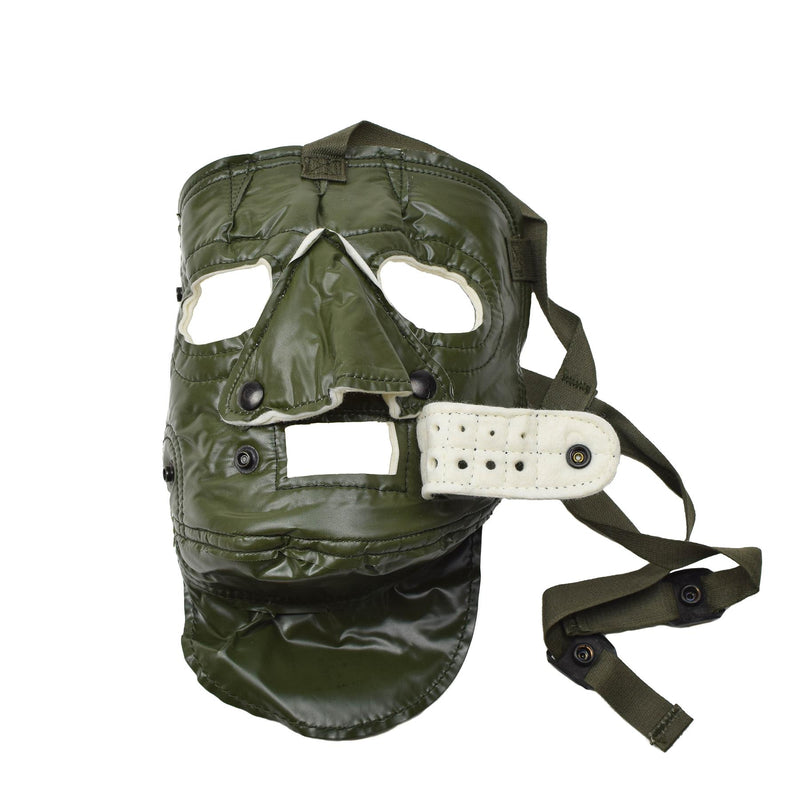 Nouveau masque facial pour temps froid de l'armée américaine. Masque militaire effrayant. Masque américain vert