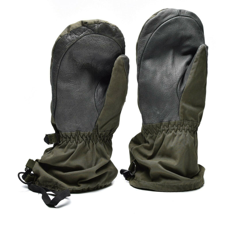 Véritables mitaines de combat militaires imperméables Olive OD GoreTex de l'armée autrichienne