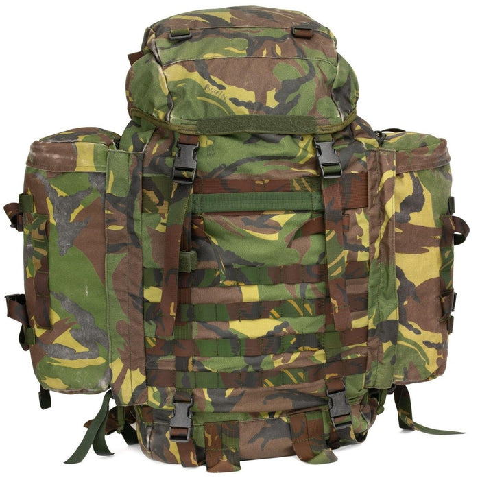 Sac à dos de combat forestier DPM d'origine de l'armée néerlandaise avec une capacité de 60 L et un sac à dos tactique à poches latérales amovibles de 20 L