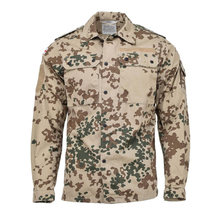 Véritable blouse de campagne de l'armée géorgienne avec motif camouflage Tropentarn pour une utilisation tactique et extérieure dans des environnements chauds et arides
