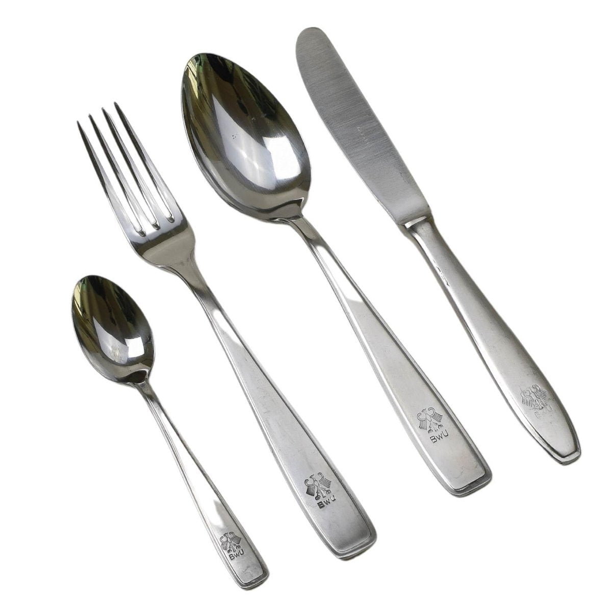 Véritable ensemble complet d'ustensiles de cuisine militaires allemands couverts tasses assiettes camping NEUF