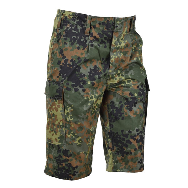 Leo Kohler knee-length cargo shorts in Flecktarn camouflage with durable fabric and multiple pockets for outdoor use.