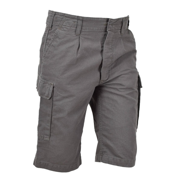 Olive green Leo Kohler military bermuda shorts with multiple pockets, durable cotton fabric for outdoor and combat use