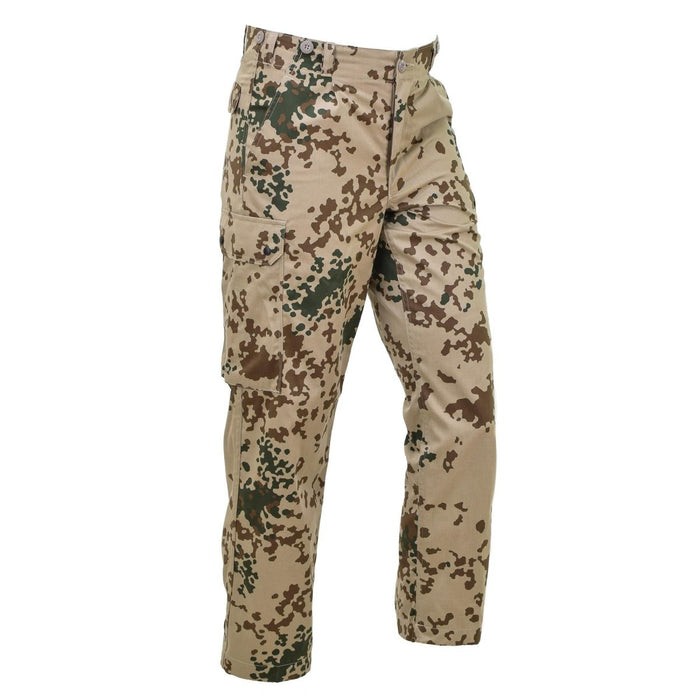 Leo Kohler militaire tactische veldbroek in Tropentarn-camo met cargozakken en versterkte stiksels.