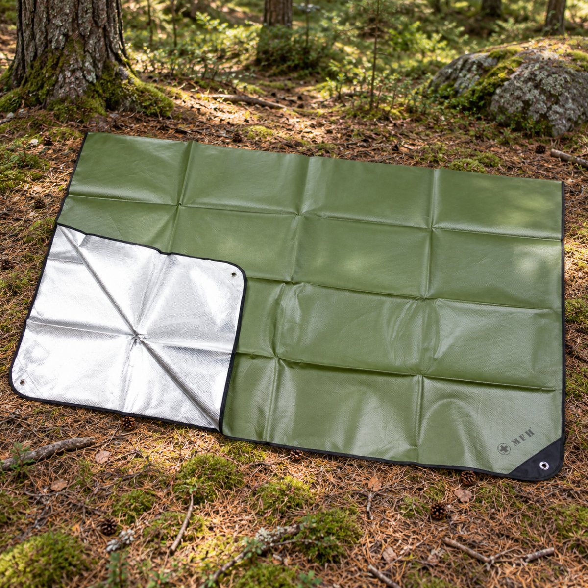 MFH Noodzeil 210 x 150 cm aluminium gecoat campinggrondzeil OD groen