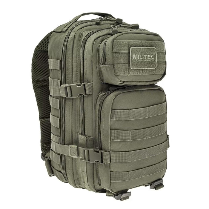 Olive MIL-TEC tactische rugzak in US Assault-stijl met meerdere compartimenten en MOLLE-systeem, capaciteit van 20 liter voor wandelen en buitengebruik