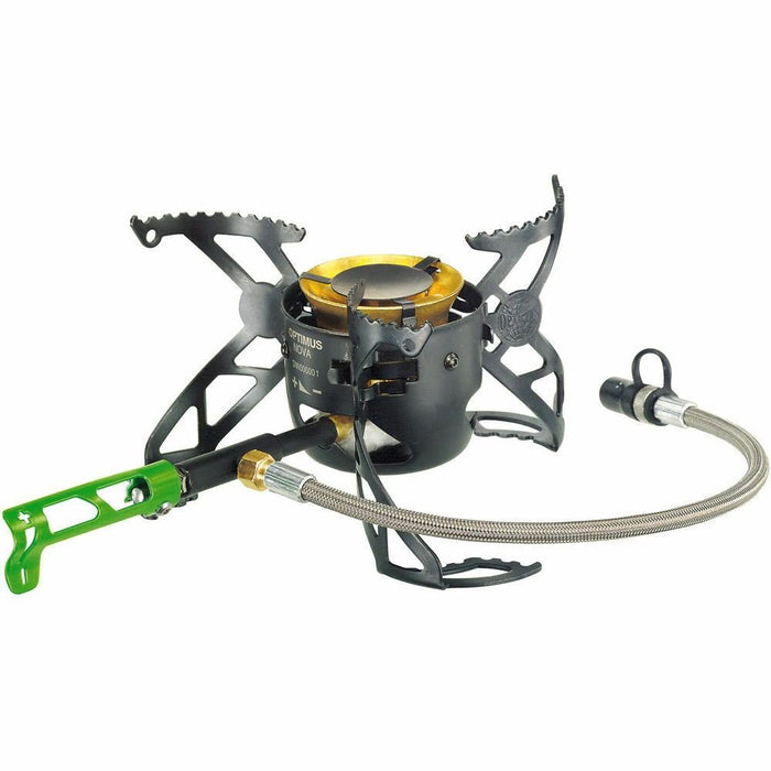 Optimus Nova compacte lichtgewicht multi-fuel buitenkachel met regelbare vlamcontrole en pansteun voor op de camping.