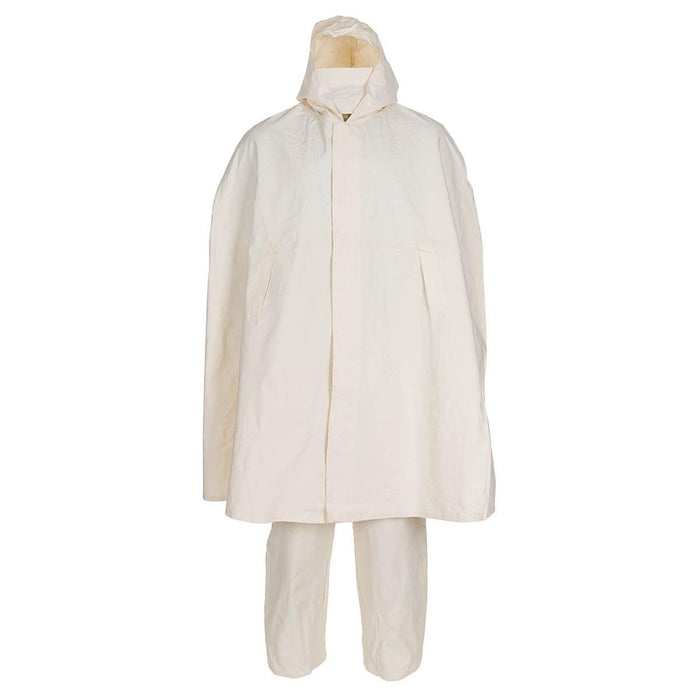 Originele Chinese militaire poncho en broek met capuchon in witte sneeuwcamouflage voor bescherming tegen koud weer in de winter.