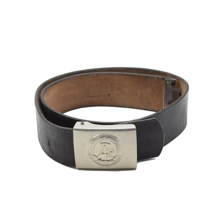 Originele Oost-Duitse militaire leren riem soldaat metalen doosgesp zwart - GoMilitar