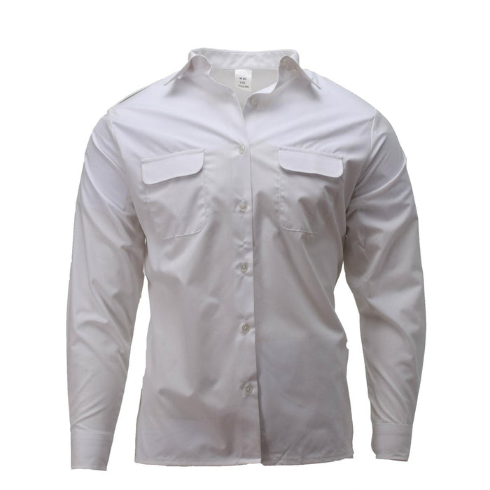 Chemise habillée blanche à manches longues de la marine militaire française avec poches poitrine et fermeture boutonnée