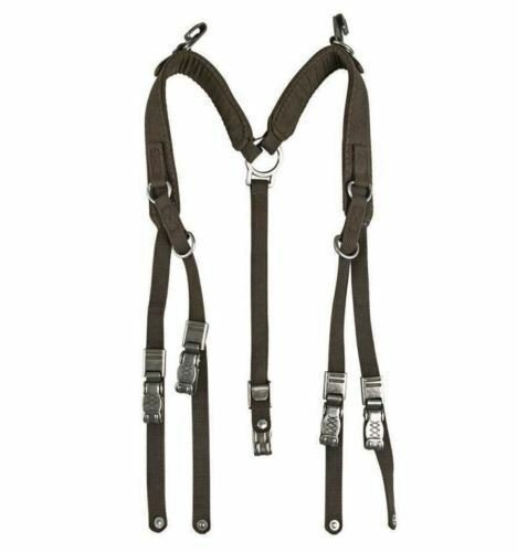 Origineel Y-straps veldgordelbretelharnas van het Duitse leger in duurzame militaire overtollige staat voor tactisch gebruik.