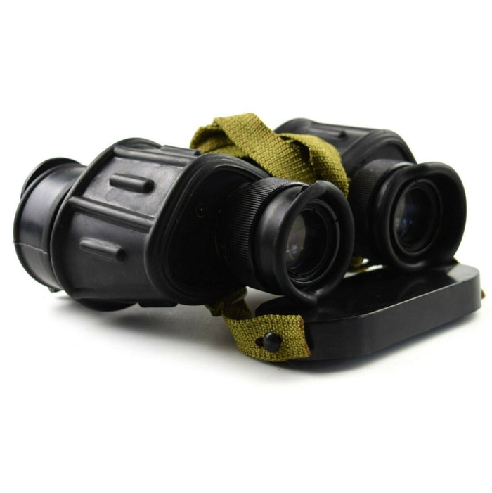 Originele IOR VALDADA 7x40 verrekijker van het Roemeense leger met IR-filter, militaire optiek en robuust ontwerp voor gebruik buitenshuis.