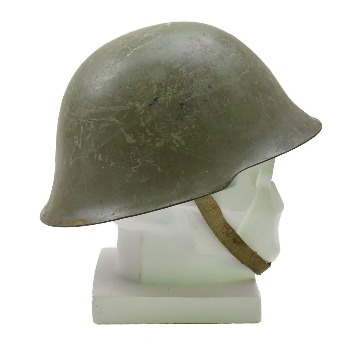 Casque tactique serbe original en acier avec jugulaire pour équipement de combat Olive