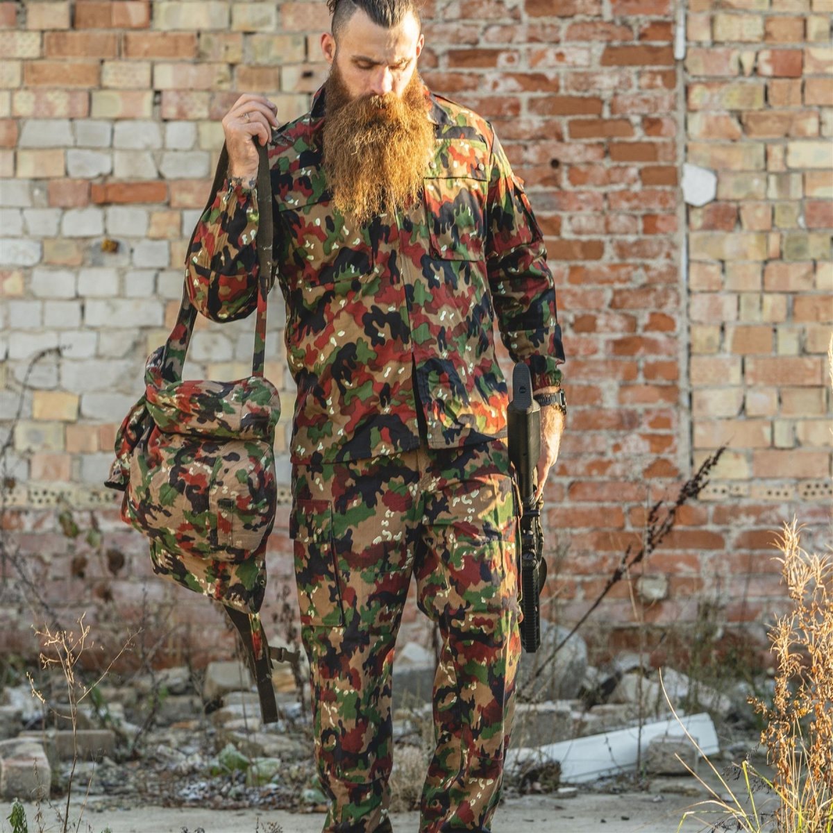 Veste de combat originale de l'armée suisse M83 Alpenflage Camo Jacket Shirt zippée