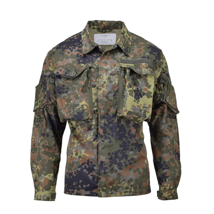 TACGEAR Duits veldjack in militaire stijl met duurzame Flecktarn-camouflage en meerdere praktische zakken.